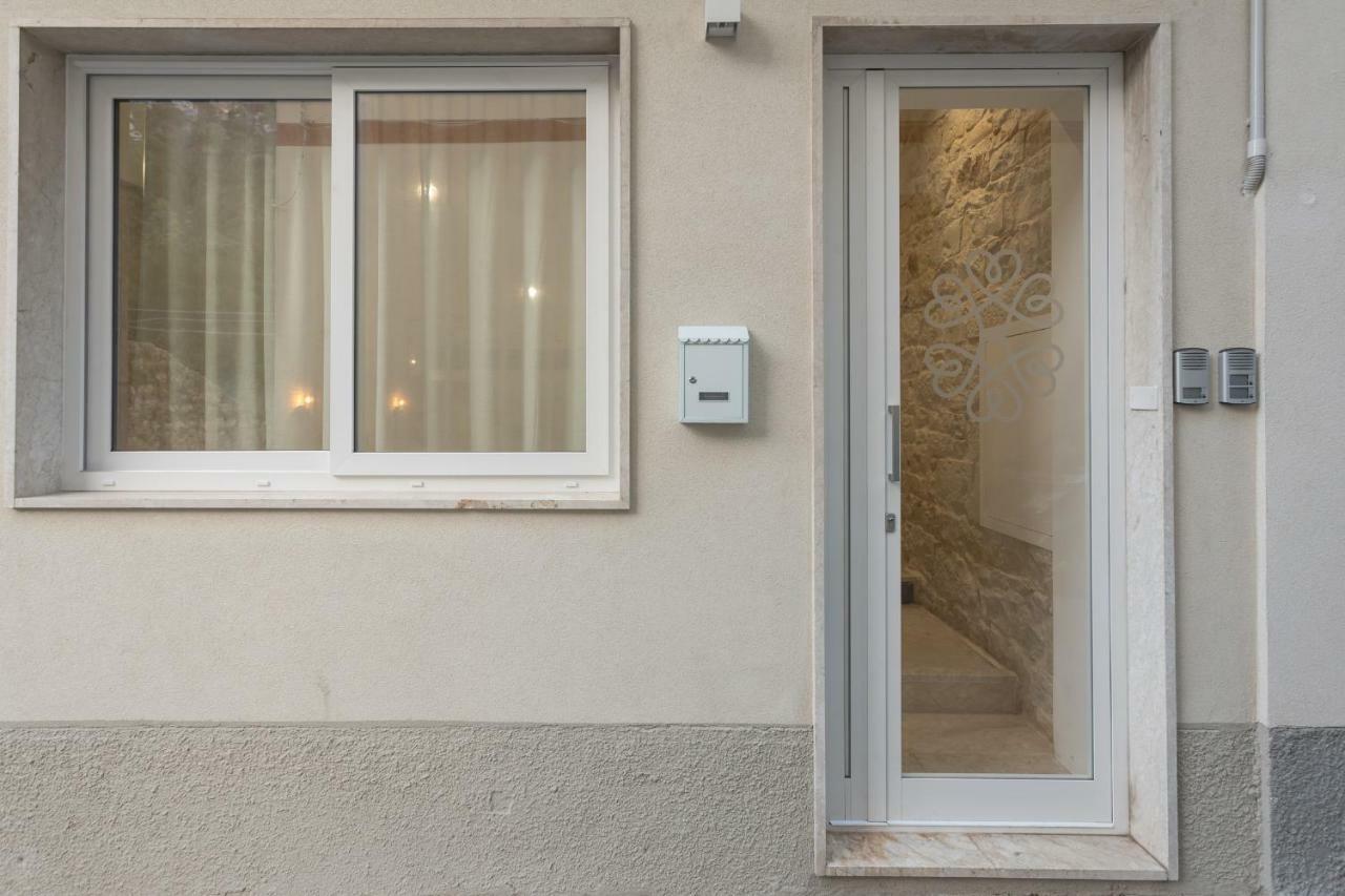 Vila Le Scaramazze Modica Exteriér fotografie